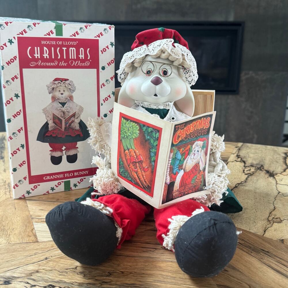 Vtg 1996 House of Lloyd Grannie Flo Bunny Shelf Sitter Doll Christmas Carrots